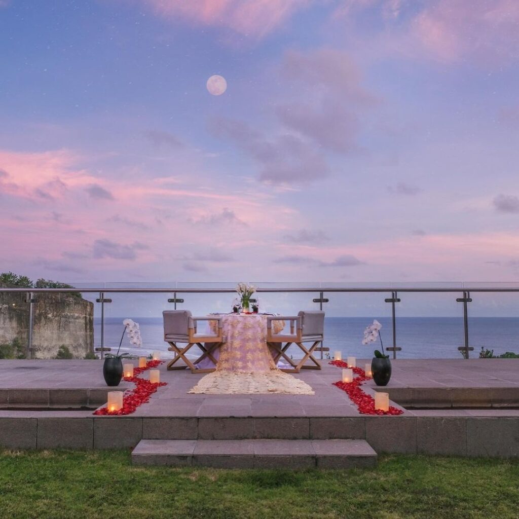 Experience Pure Romance: The Top Bali Wedding Venues for Your Dream Day - Banyan Tree Ungasan Experience Pure Romance: The Top Bali Wedding Venues for Your Dream Day - Banyan Tree Ungasan