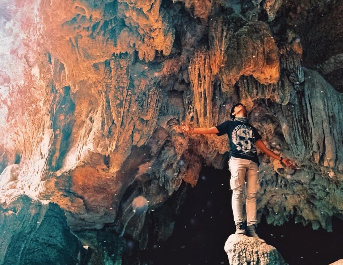 Caving at Goa Batu Putri: Unearth the Mysteries of History Caving at Goa Batu Putri: Unearth the Mysteries of History